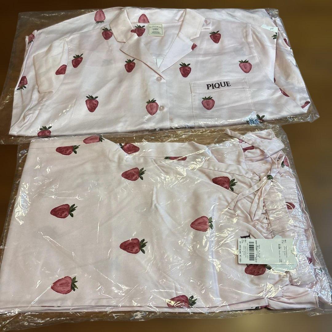 ジェラートピケ　ストロベリー柄　ツイルシャツ　パンツ　上下セット