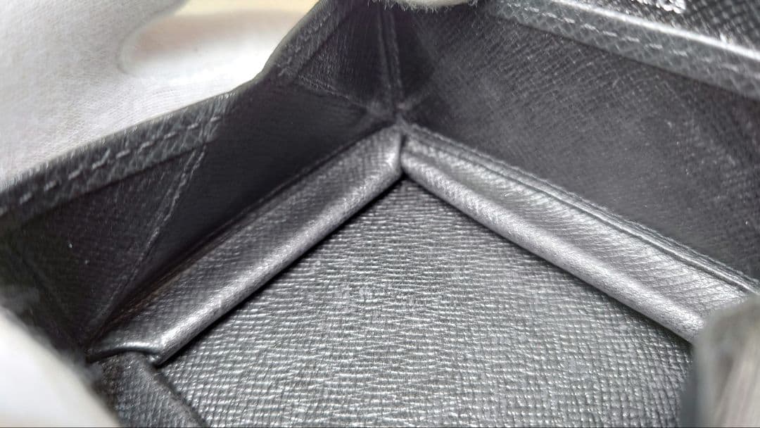 ルイ・ヴィトン ケース タイガ 黒 LOUIS VUITTON 小銭入れ