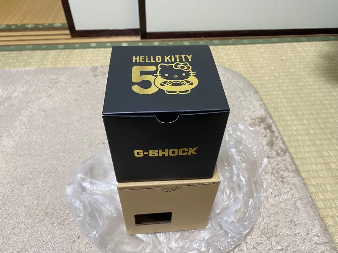 CASIO G-SHOCK x HELLO KITTY デジタル腕時計