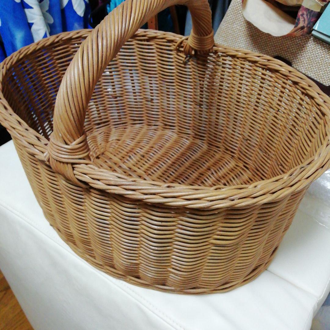 大きな編み籠　バケット
