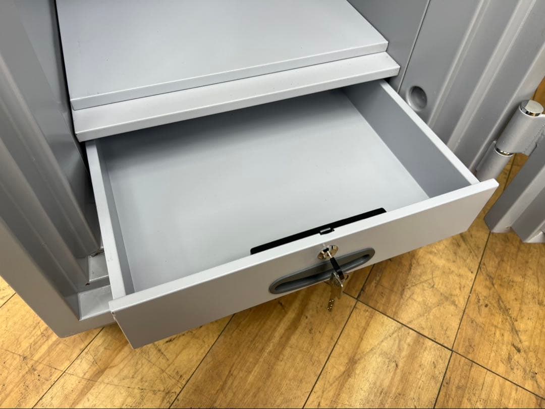 窝*头様 SK323☆ダイヤセーフ☆耐火金庫☆ETS130☆業務用☆24年☆テン