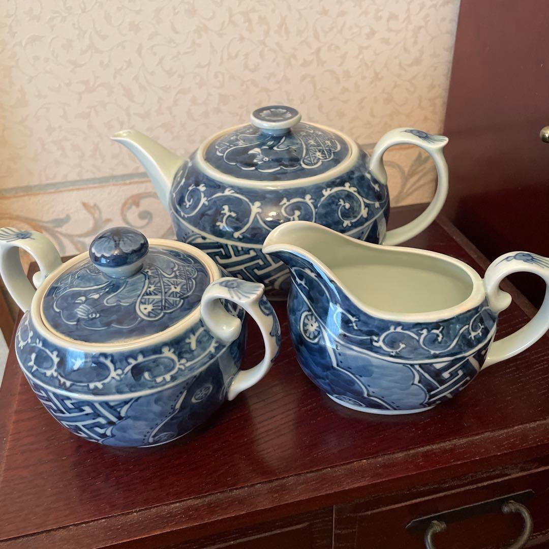 有田焼　陶祥窯　祥瑞　手描き　ティーポット　シュガー　クリーマー　染付