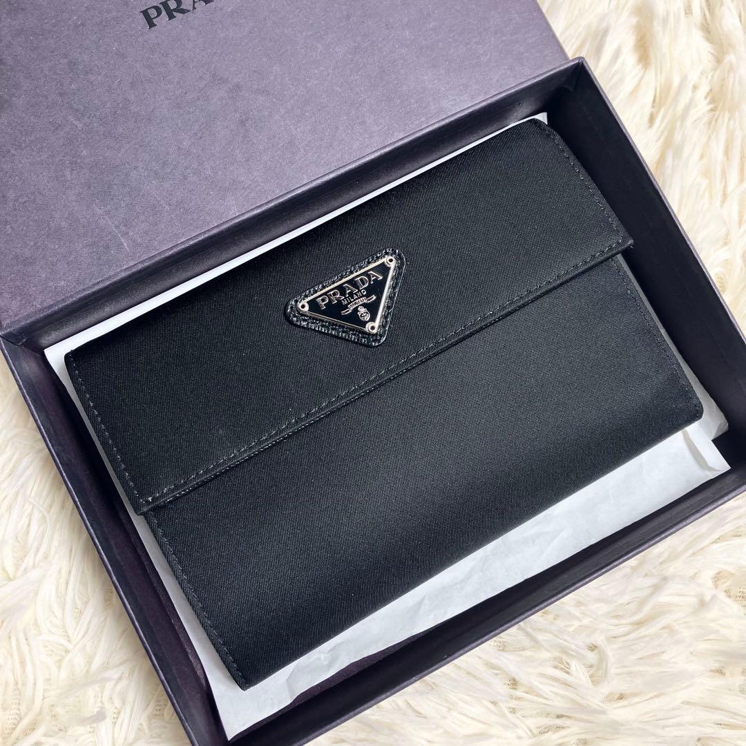 【未使用級】 プラダ ナイロン サフィアーノ 三つ折り 三角プレート