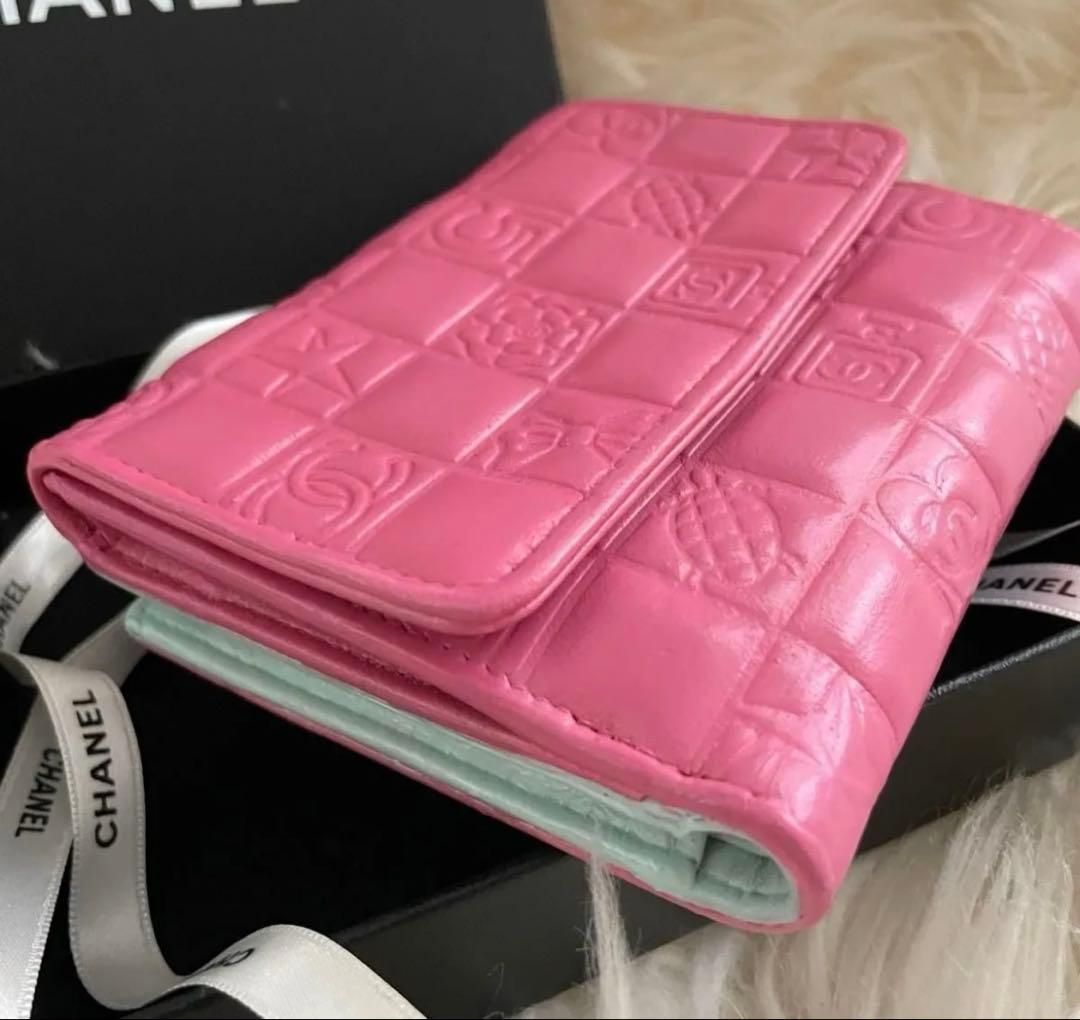 希少 シャネル CHANEL 二つ折り 財布 アイコンライン ピンクグリーン