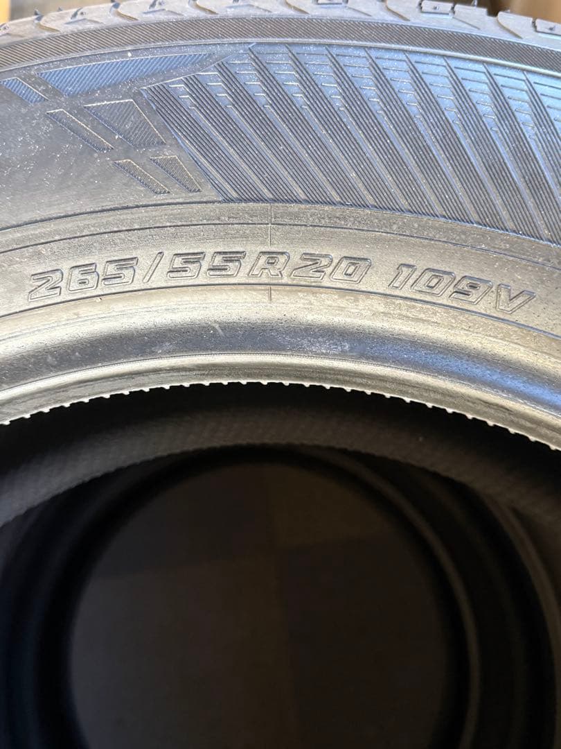 ヨコハマ　ジオランダー265/55R20 ランクル300純正ばらし品