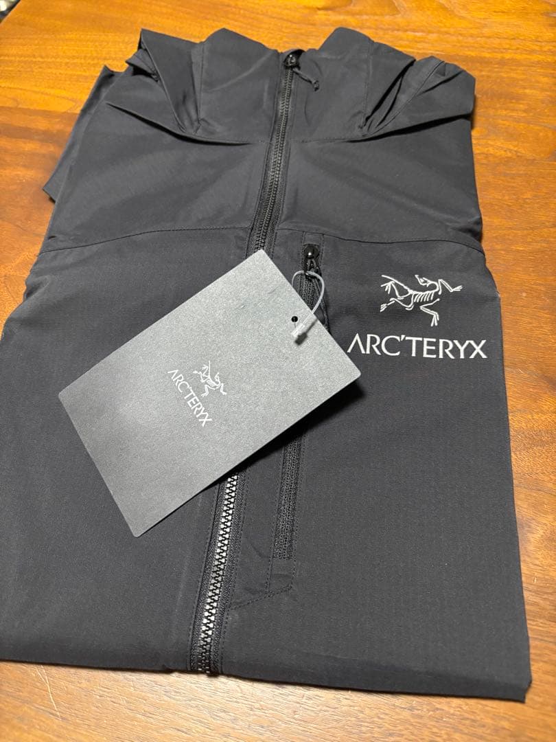 スコーミッシュフーディ　ブラック　Mサイズ