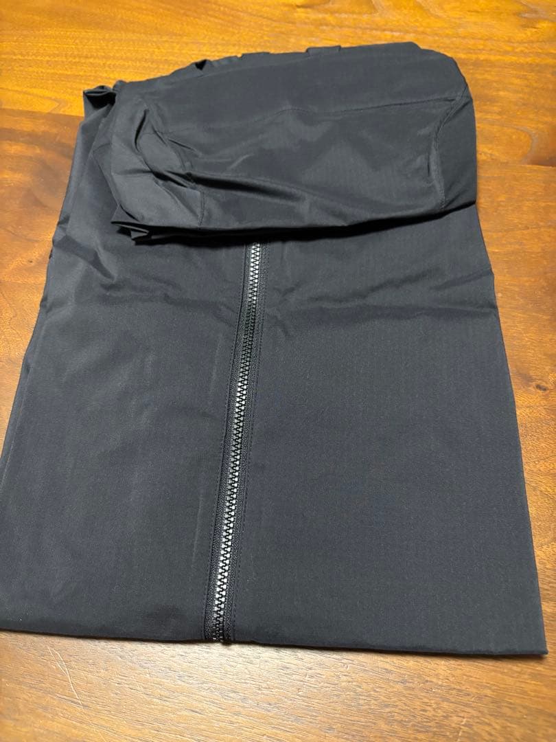 スコーミッシュフーディ　ブラック　Mサイズ