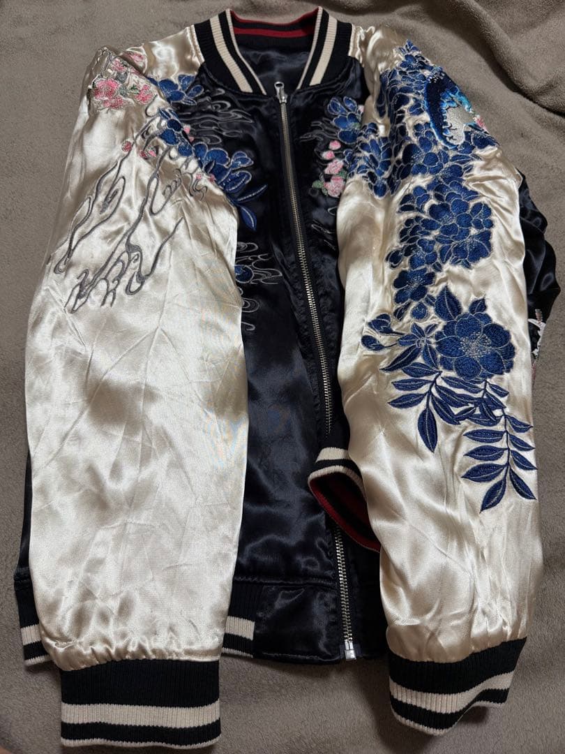 未使用近 ２面用 絡繰魂 クジラ 日本限定 スカジャン vintage レーヨン