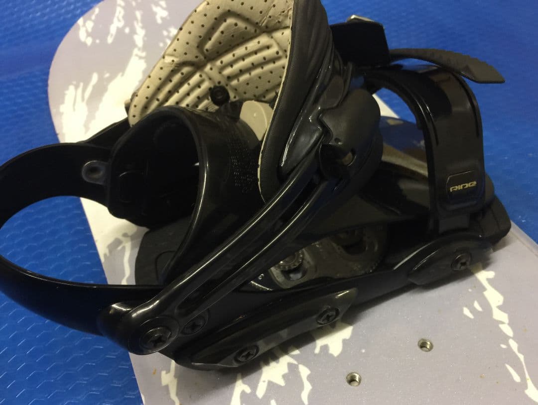 オニール スノーボード板 139cm ビンディング付き