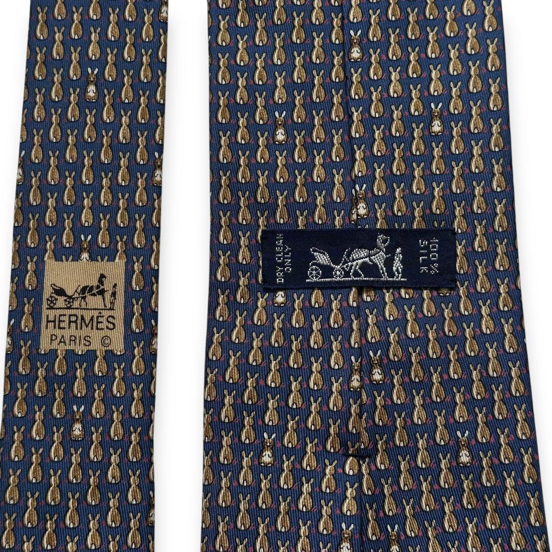 良品✨HERMES ネクタイ　エルメス　可愛い　うさぎ　動物　アニマル