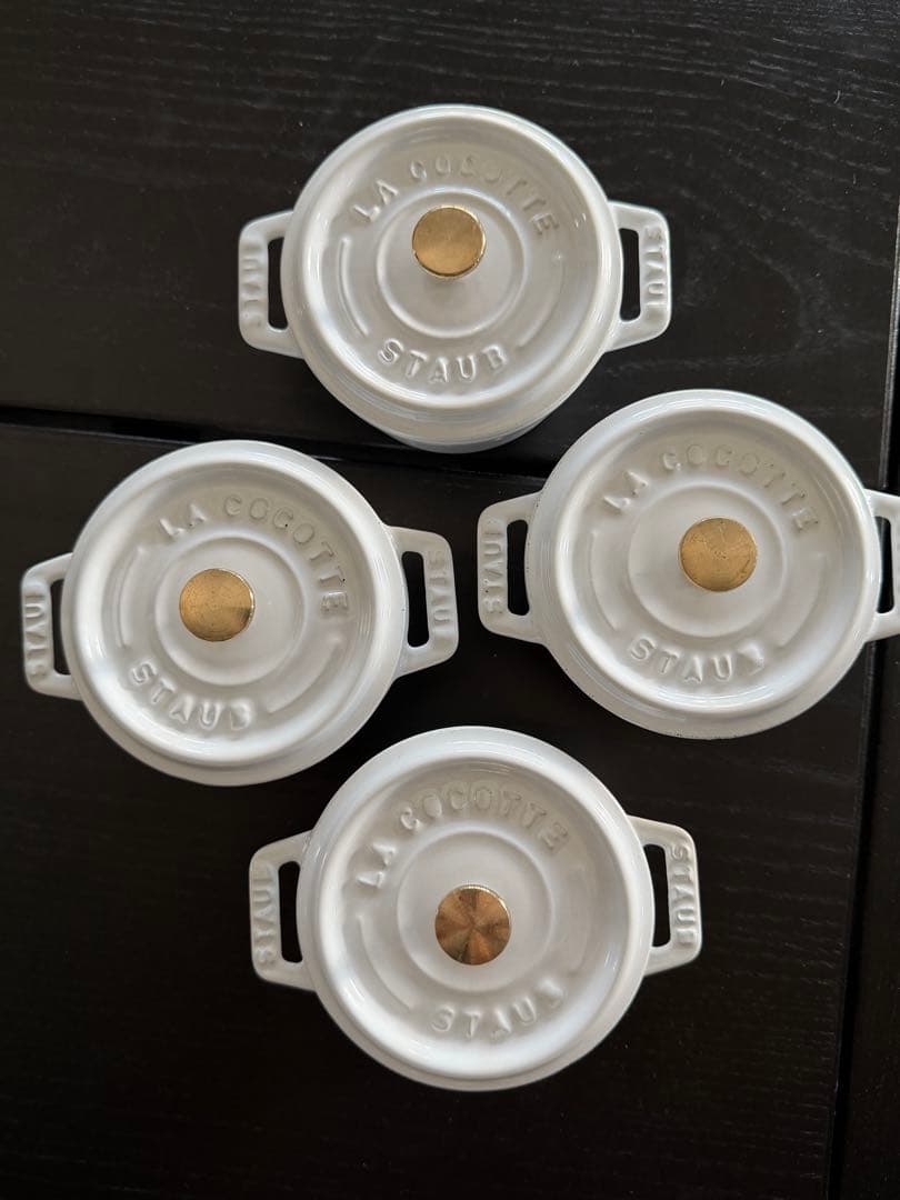 貴重希少　ストウブ　ピュアホワイト　10cm 4個セット　箱無し