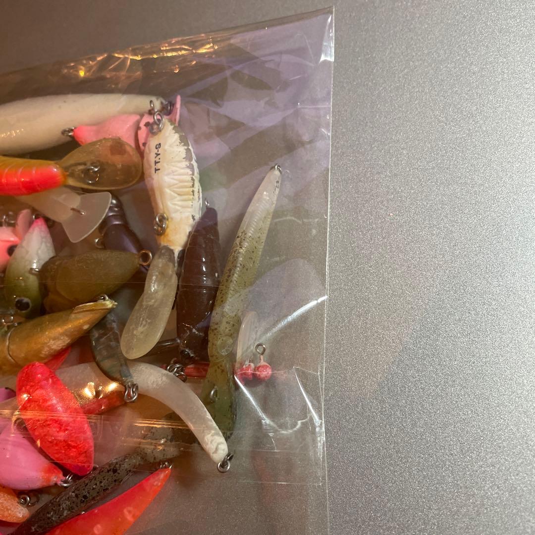 【お得希少ルアー】　プラグ一式　 38個　レアカラー多数　エリアトラウト