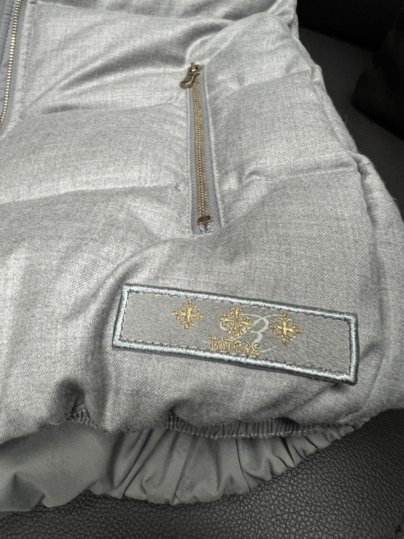 TATRAS ラグジュアリーRライングレー ダウンジャケット ベストフード付き