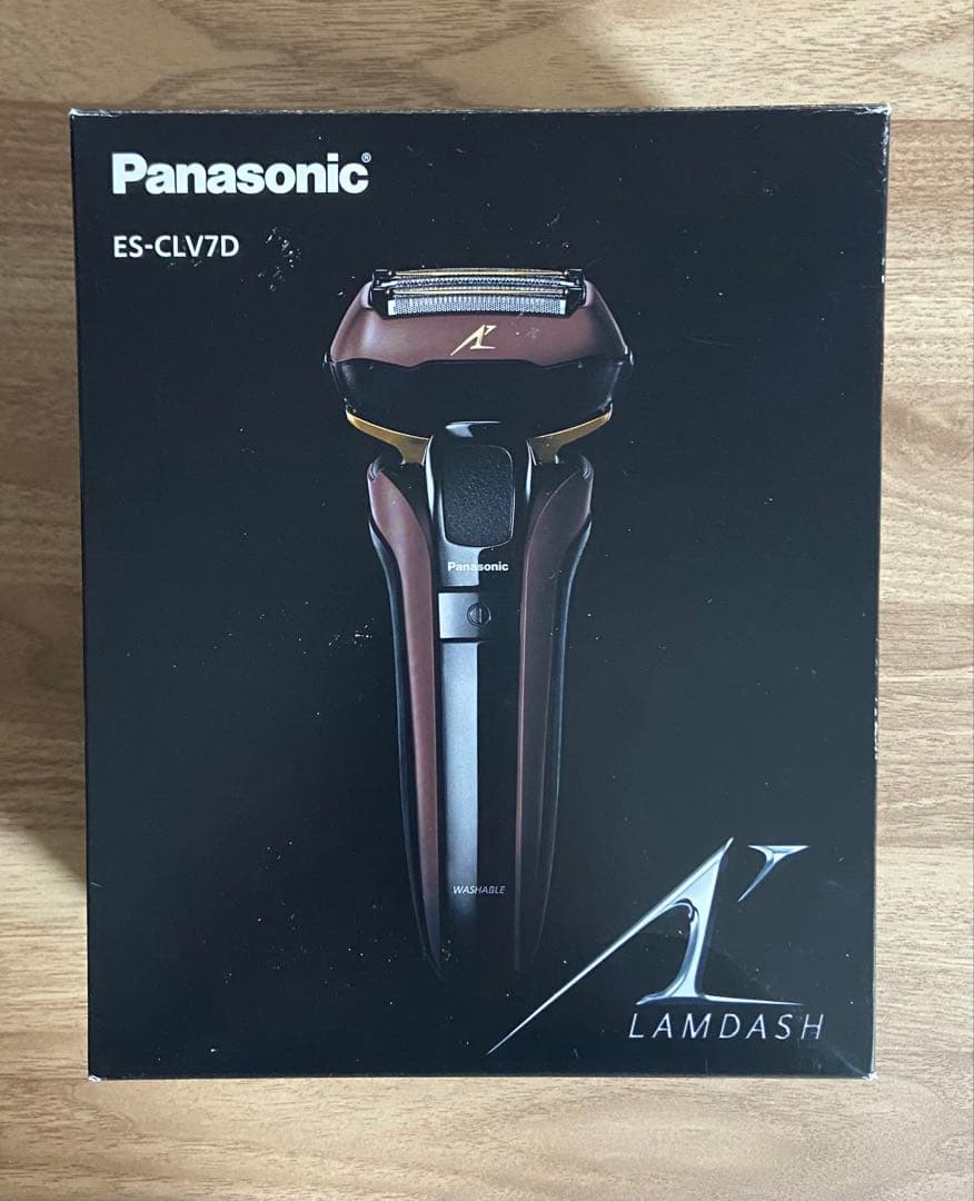 ラムダッシュ 電気シェーバー 5枚刃　全自動洗浄機付き　パナソニック 髭剃り
