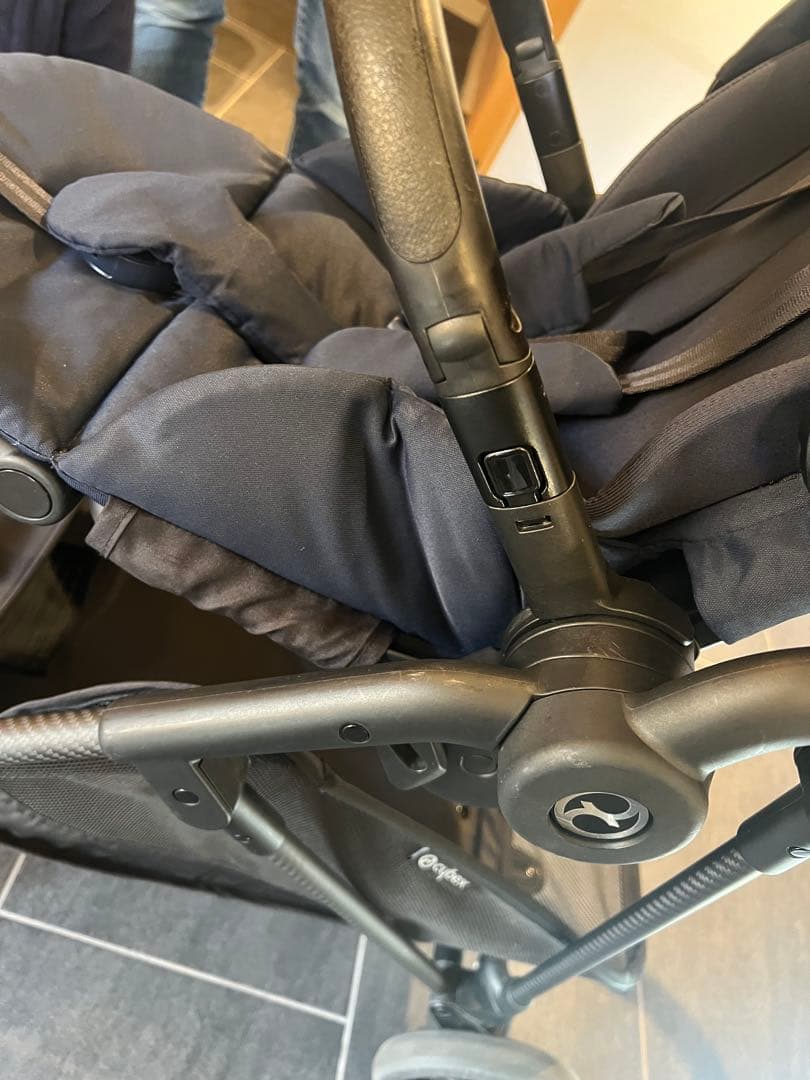 【値下げ済】cybex サイベックス メリオカーボン 2024