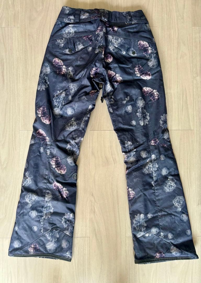 VOLCOM ボルコム　スノーウェアー セット