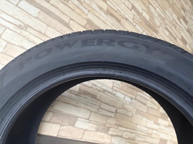 タイヤ　ピレリ　POWERGY　パワジ―　225/50R18　新品未使用等　1本