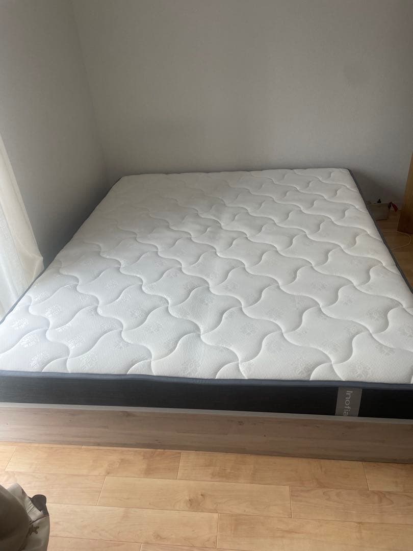 クイーンベッドマットレス