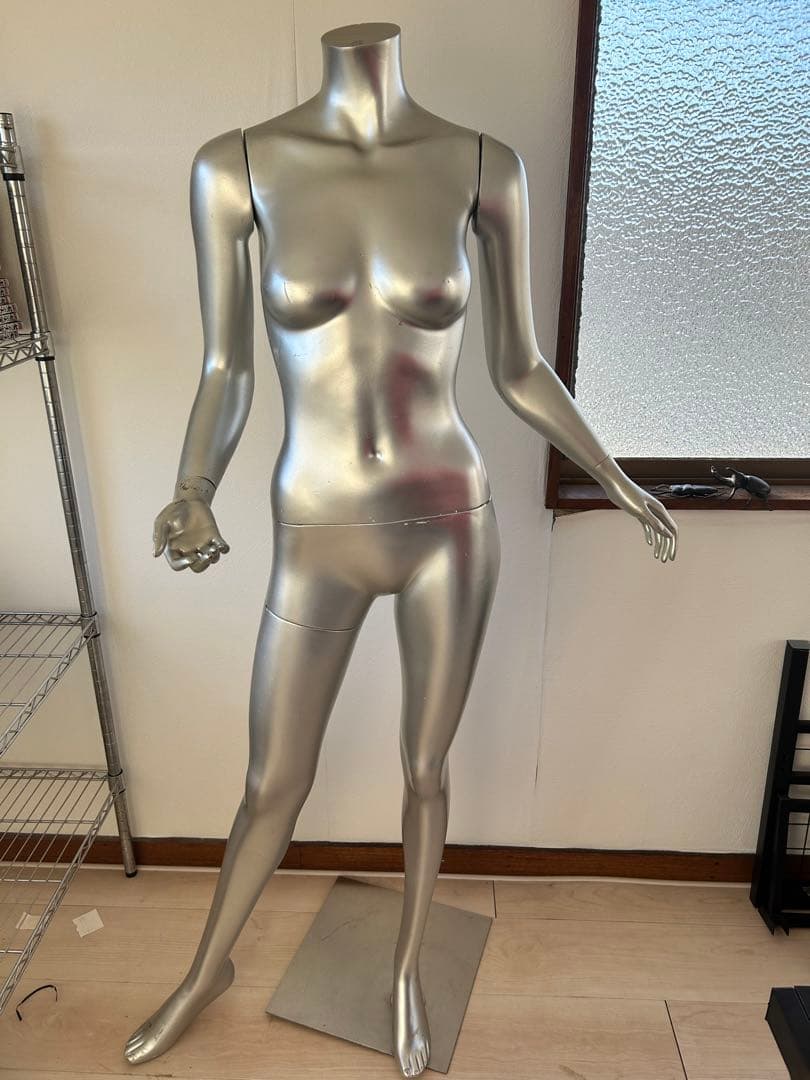 現状販売 使用感あり マネキン シルバー