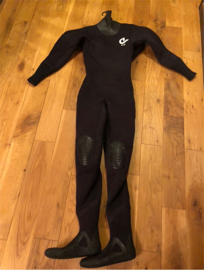 サーフィン　ドライスーツ 5mm