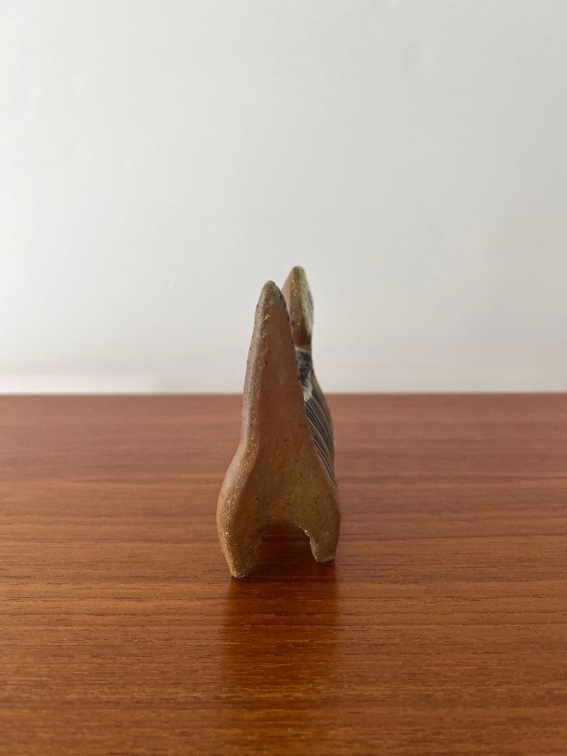 リサラーソン　小さな動物園　4本脚で立つ猫