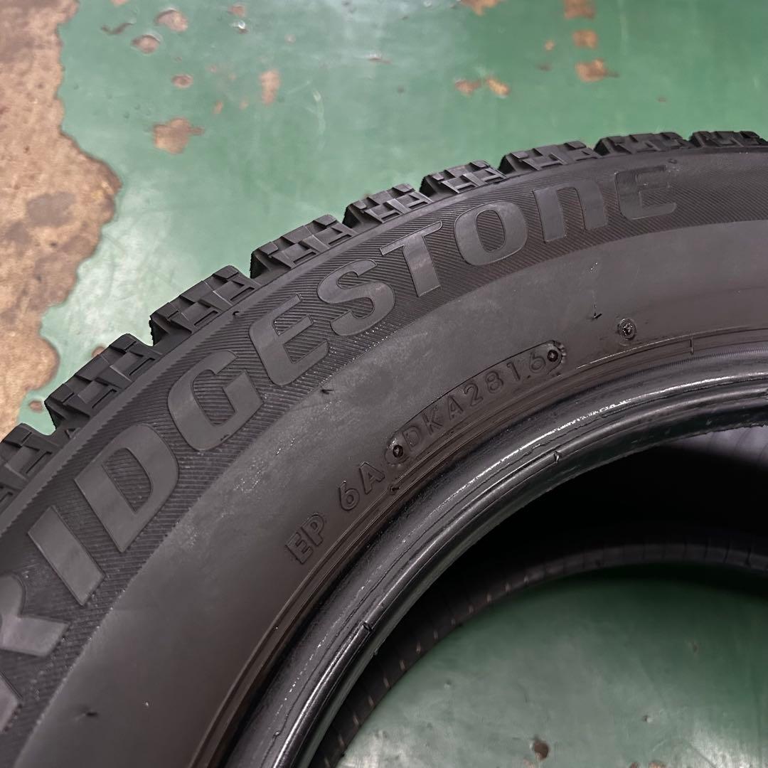 中古スタッドレス225/55R16ブリヂストン４本セット　、セルシオなど
