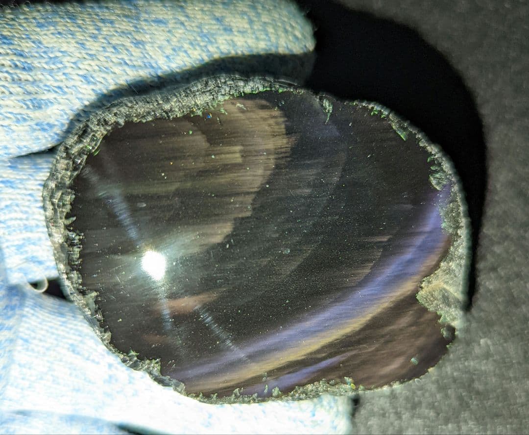 【研磨品】十勝石玲瓏　北海道産レインボーオブシディアン