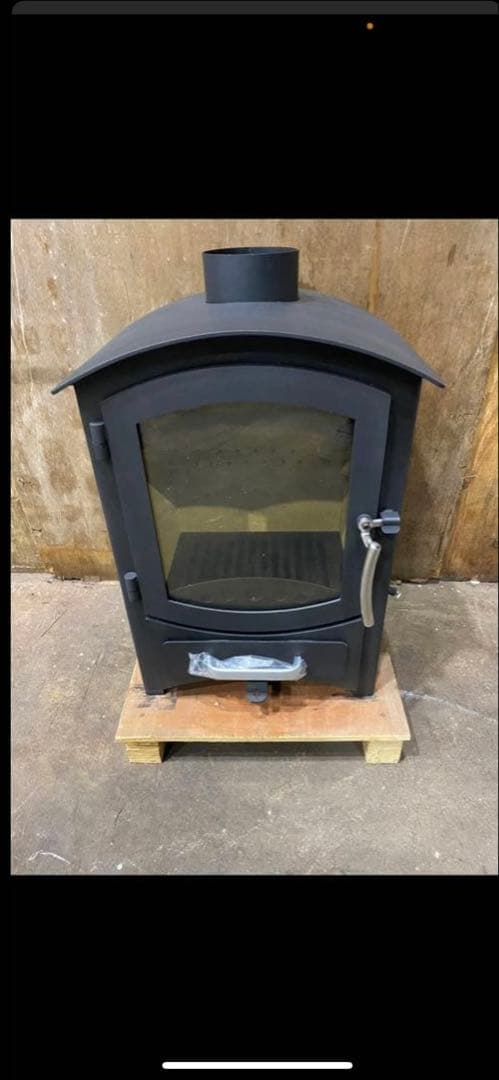 薪ストーブ　DL008 未使用
