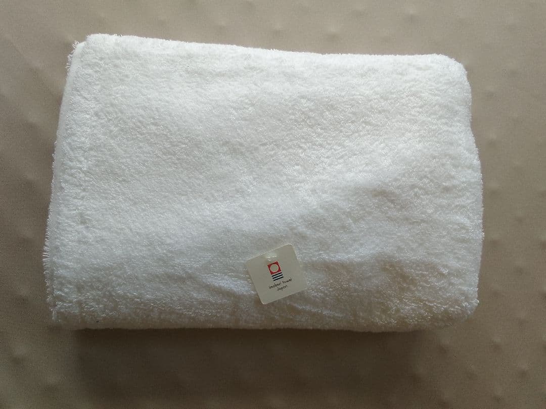 西川 エンジェルフロート 枕 低反発枕 低め 高さ調整可 ★今治バスタオル付き