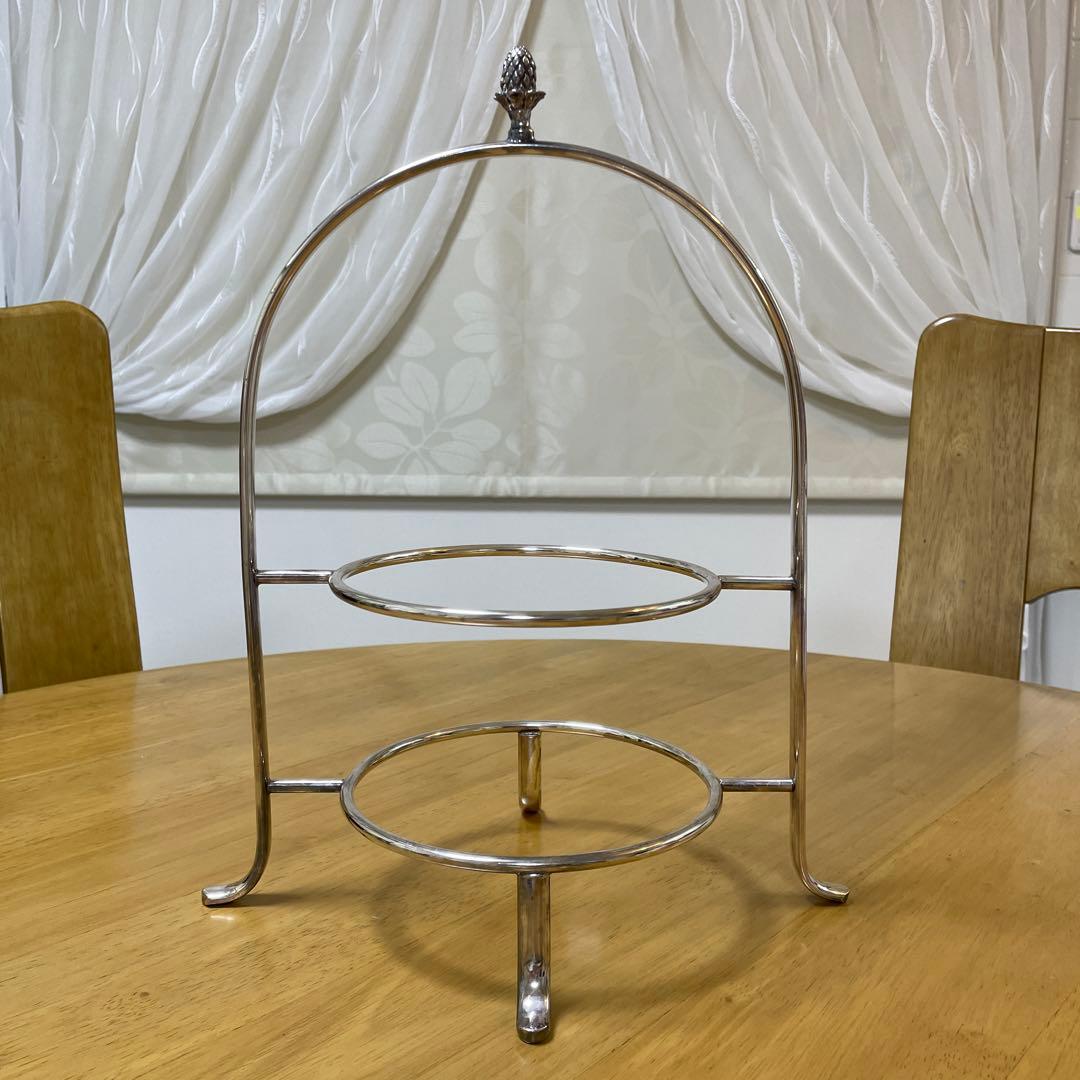 The Goring Hotel  ザ・ゴーリングホテル ケーキスタンド