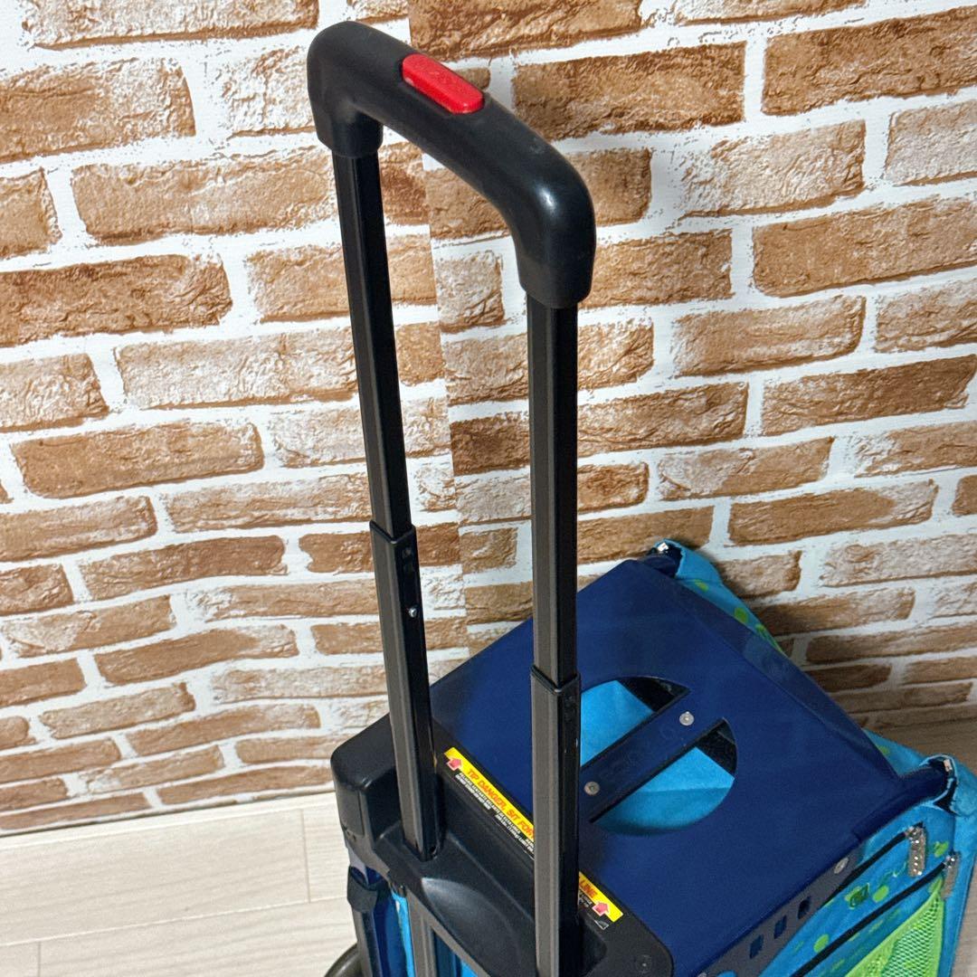 ZUCA トラベルキャリーバッグ 座れる 黒　青　ブルー　ズーカ
