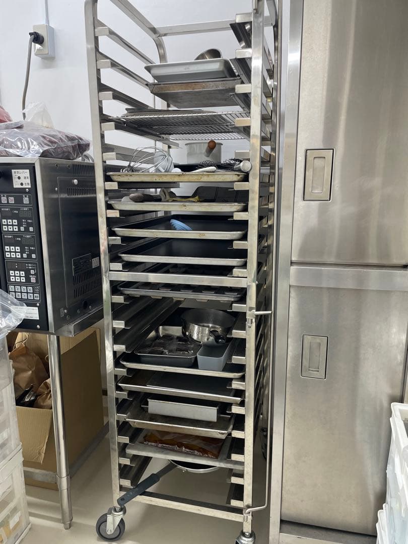 値下げ スチール製オーブンラック 18段式