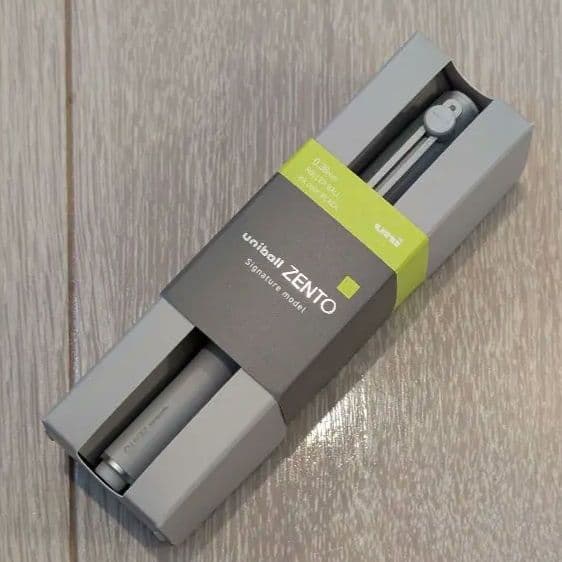 人気！三菱uniball ZENTO シグ二チャー0.38メタリックシルバー