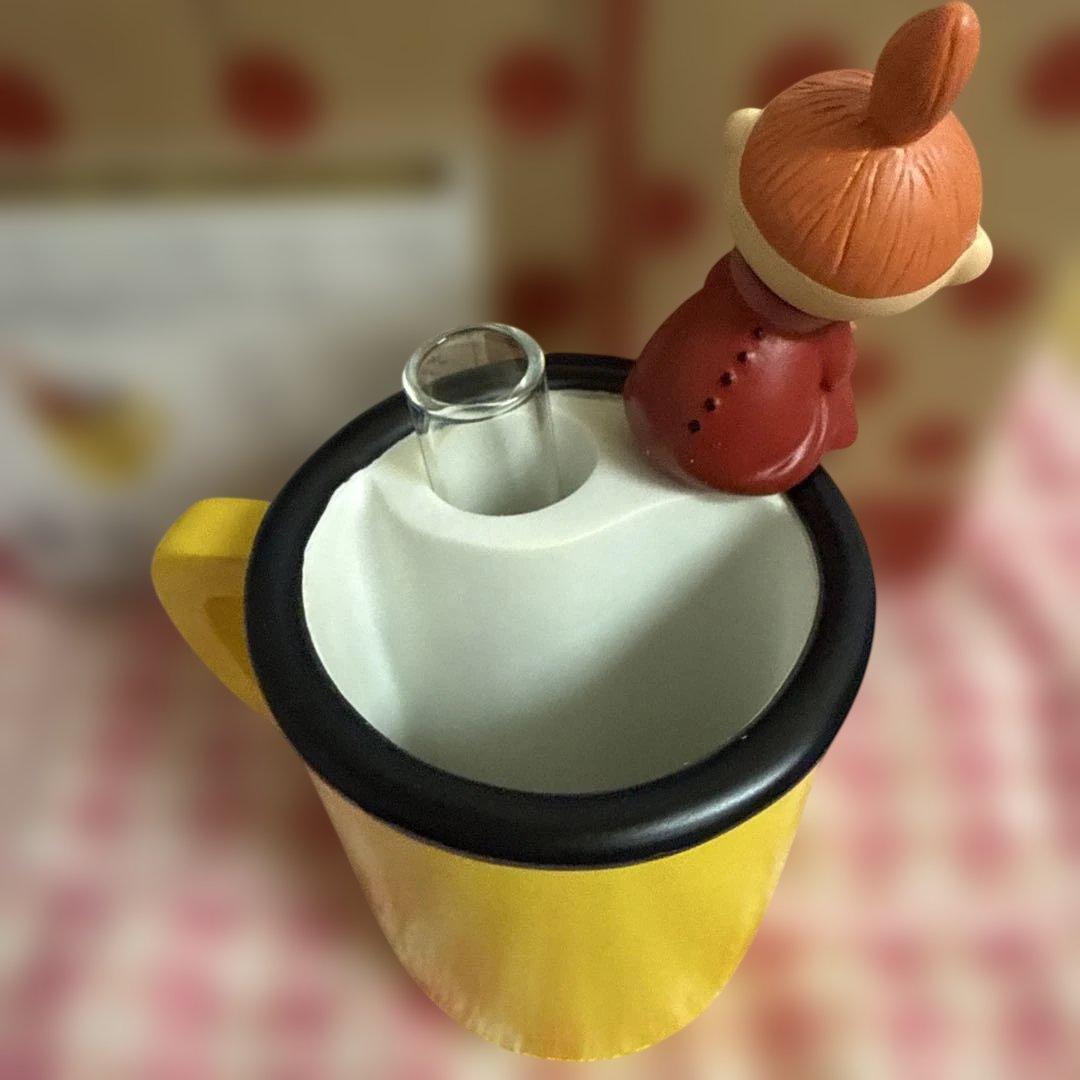 emi☆様 ムーミン カップ型一輪挿し＆アラビア リトルミィの容器