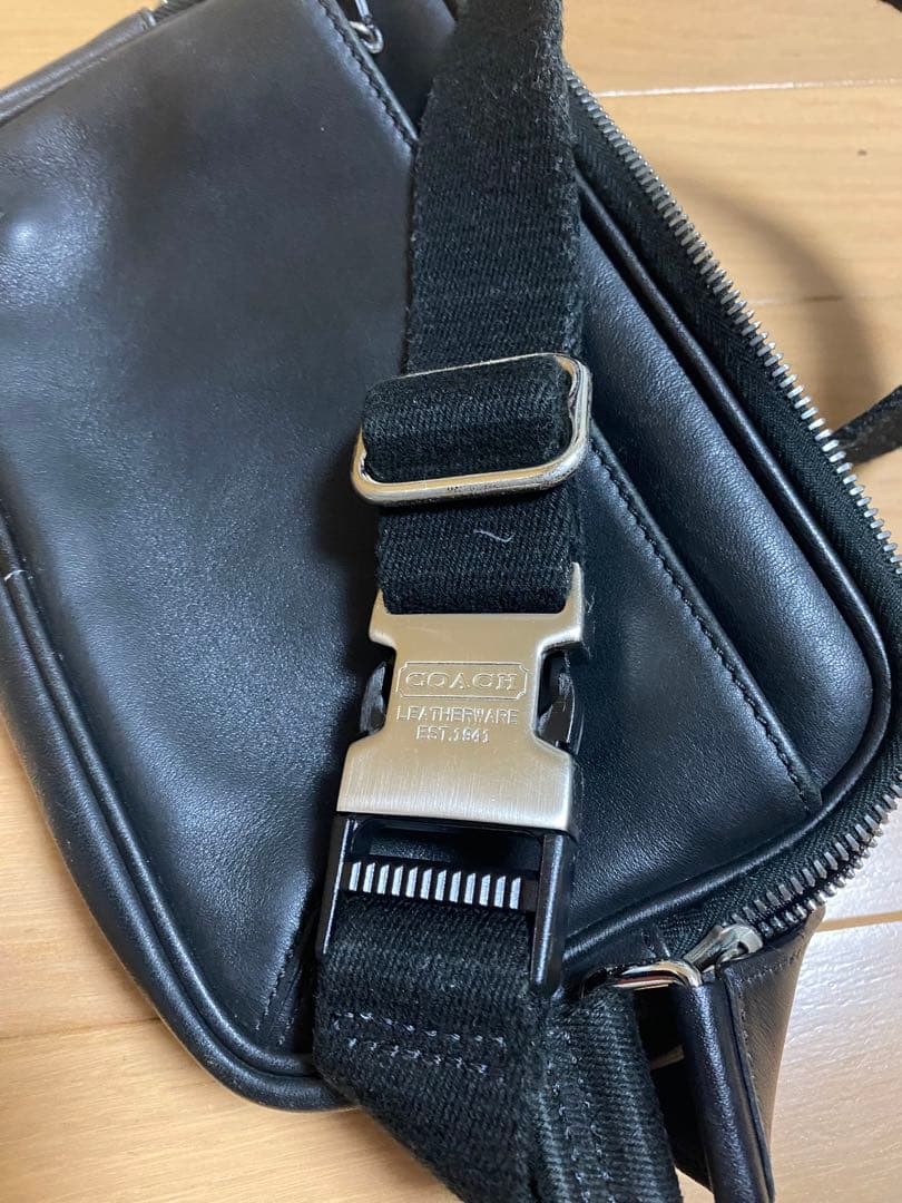 コーチ　レザー　ウエストバック　ショルダー