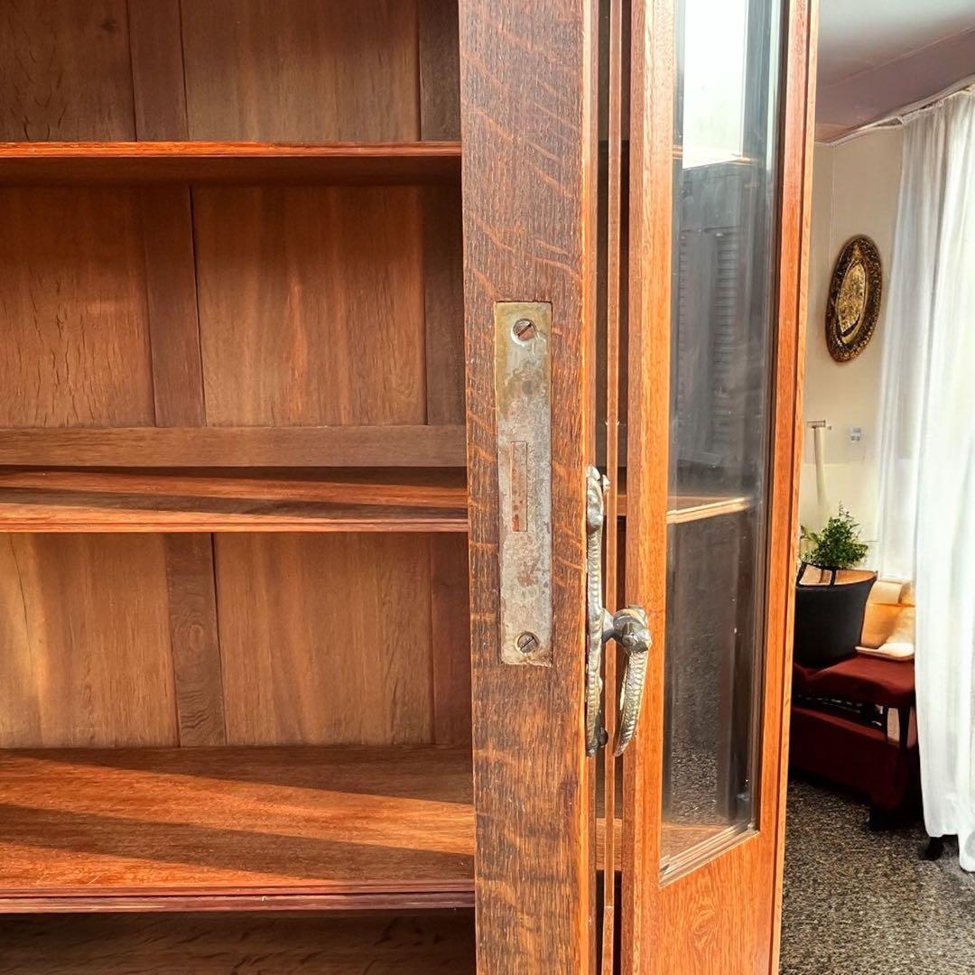 たーちゃん❣️アンティーク家具 本棚 キュリオケース キャビネット 店舗什器