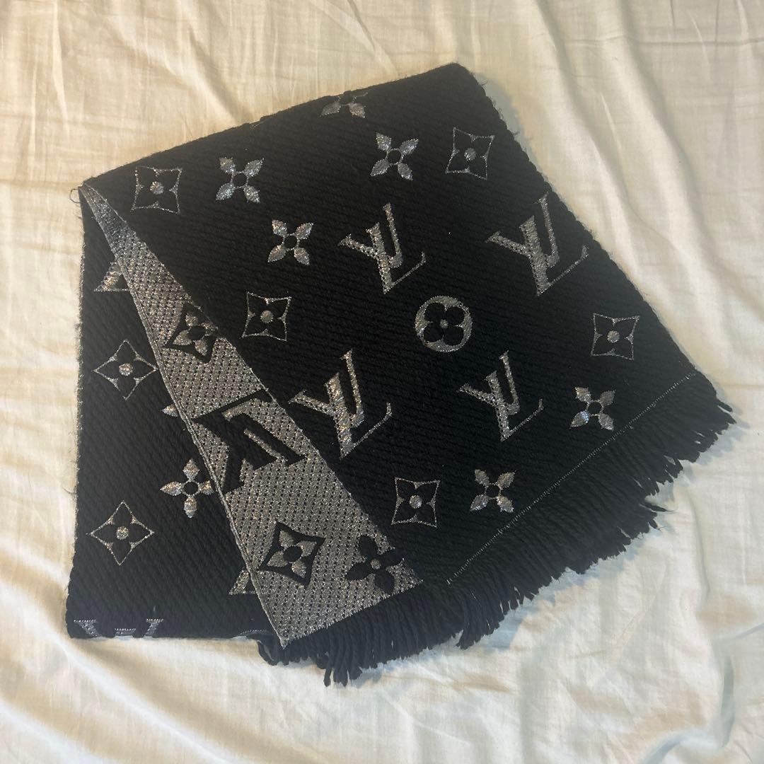 LOUIS VUITTON リバーシブルマフラー