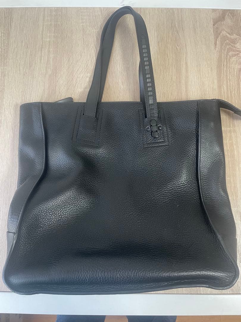 年末値下げ　TOMOE INTRO LTO_R1 レザートートバッグ　美品