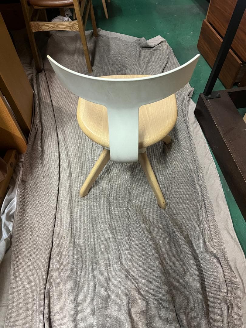 【MAGIS】Konstantin Grcic / Tuffy 最後の1脚！