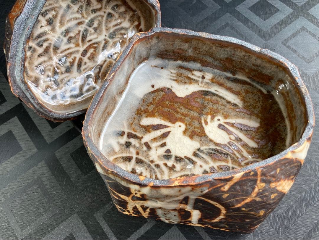 点窯　小栗正男作　遊兎文　二段重