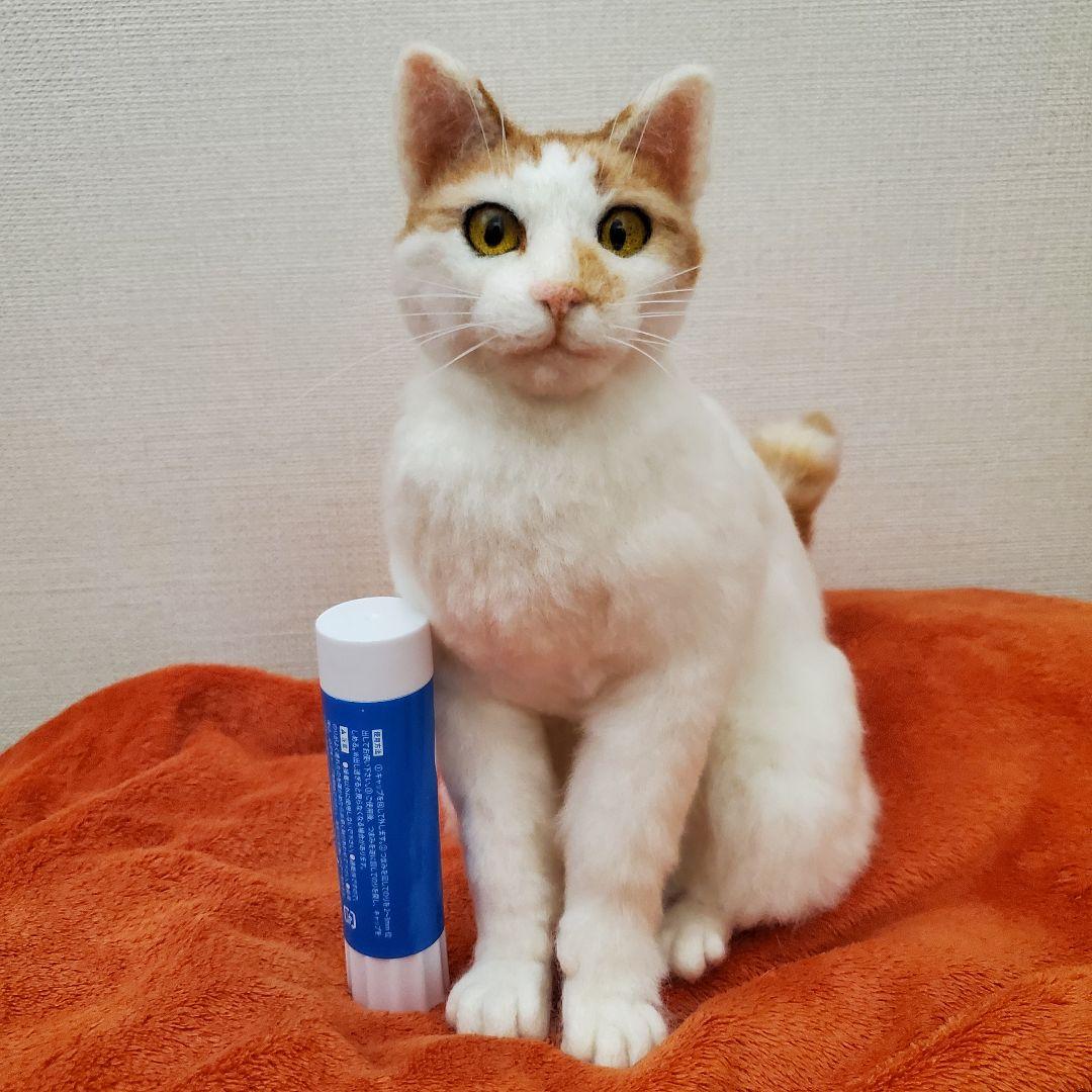 羊毛フェルト猫　ハンドメイド　茶白ハチワレ