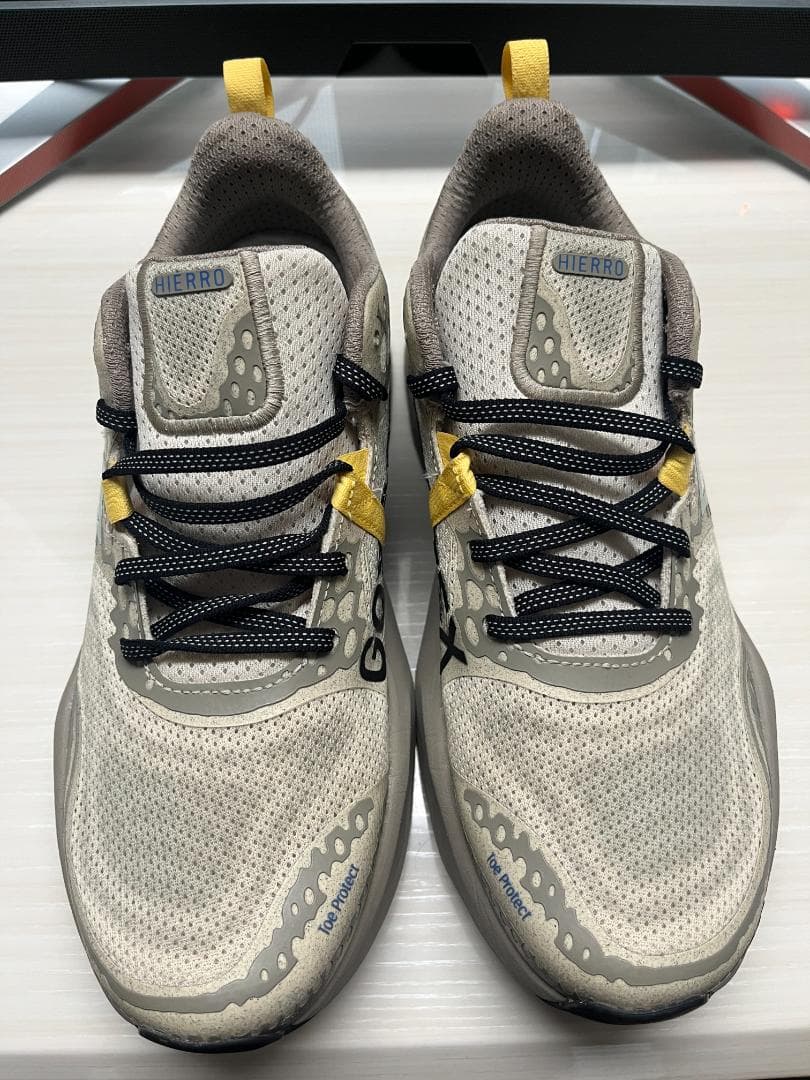 NewBalance FreshFoam Hierro v8 GTX ベージュ