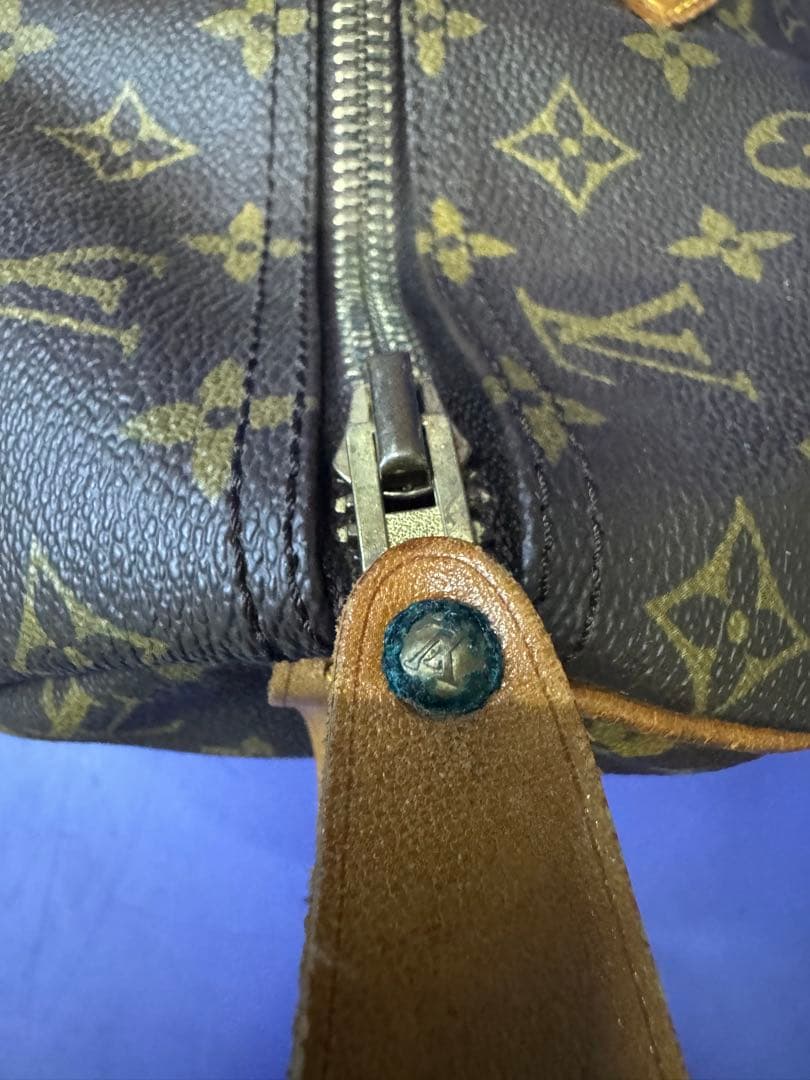 LOUIS VUITTON モノグラム　スピーディ40