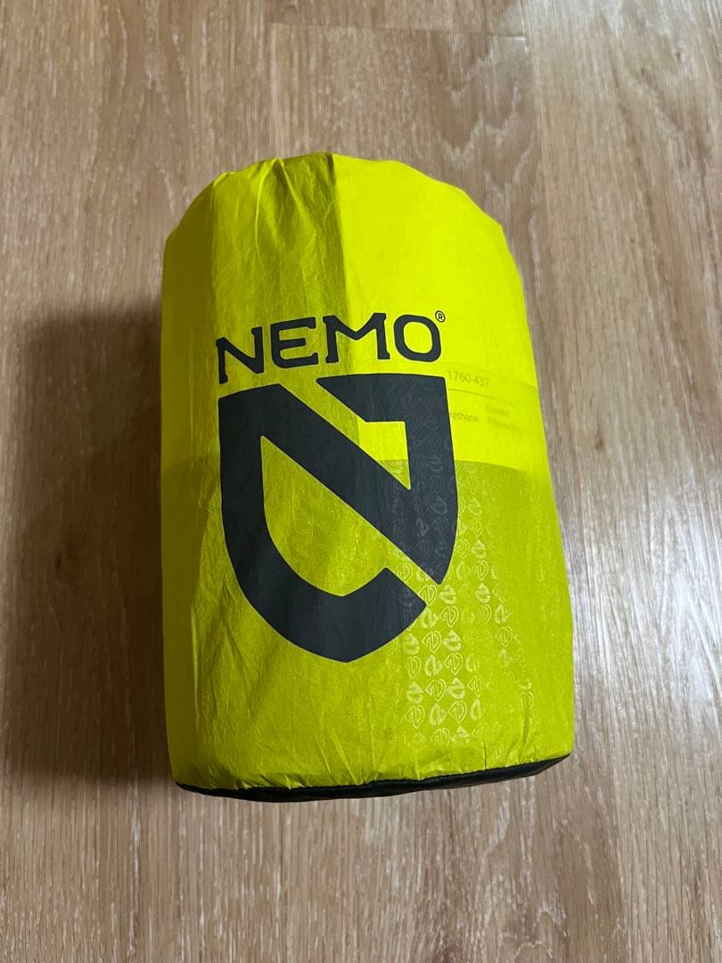 ま*つ様 【美品】スリーピングマット NEMO ZOR Medium Size