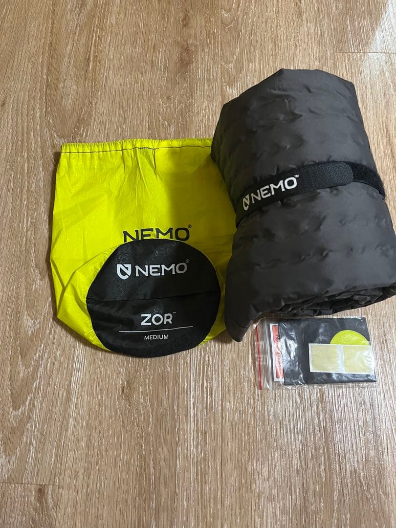 ま*つ様 【美品】スリーピングマット NEMO ZOR Medium Size