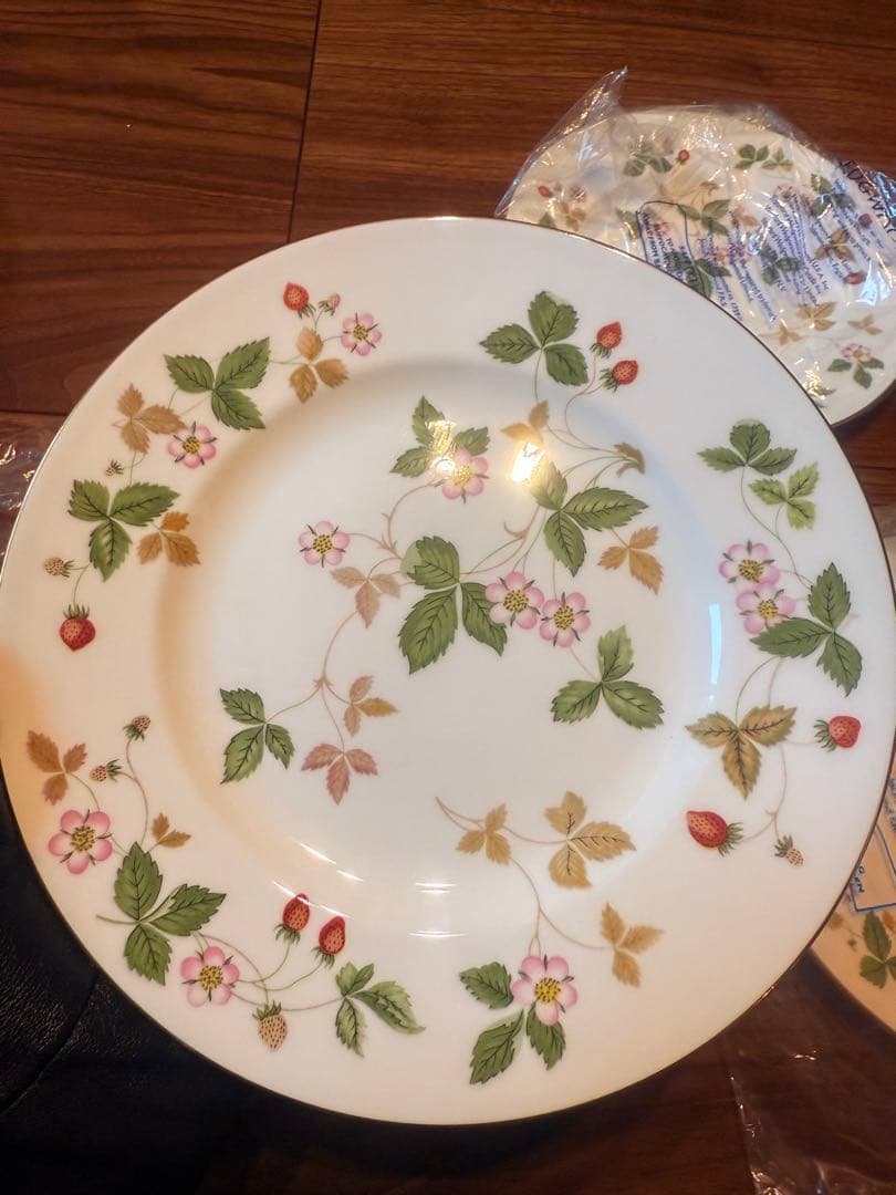 美品　WEDGE WOOD ウエッジウッド　ワイルドストロベリー　8点