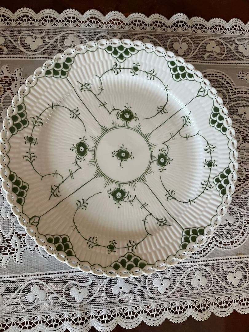 ロイヤルコペンハーゲン　グリーンブルーテッド　フルレース