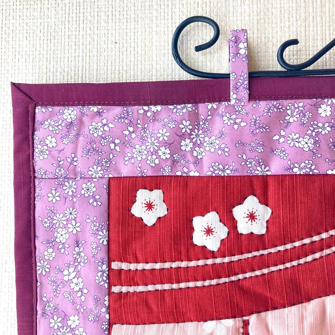 No.300 お雛様　手縫いキルトタペストリー　ハンドメイド