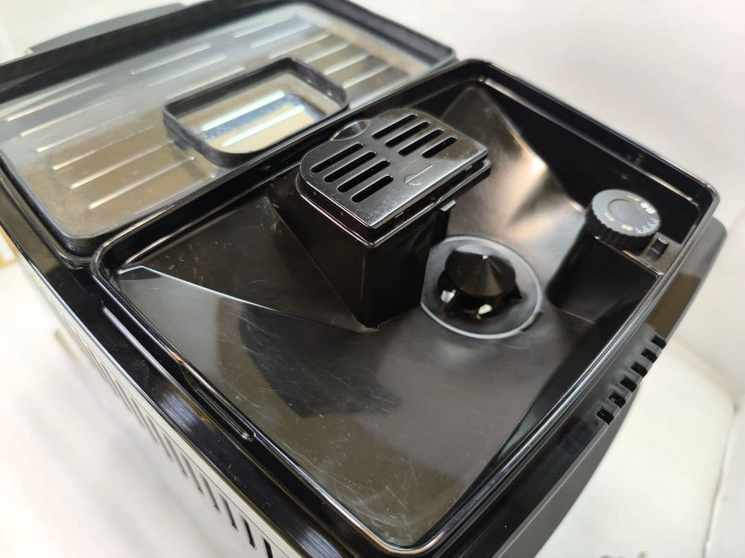 デロンギマグニフィカS コンパクト全自動コーヒーマシン ECAM23120B 7