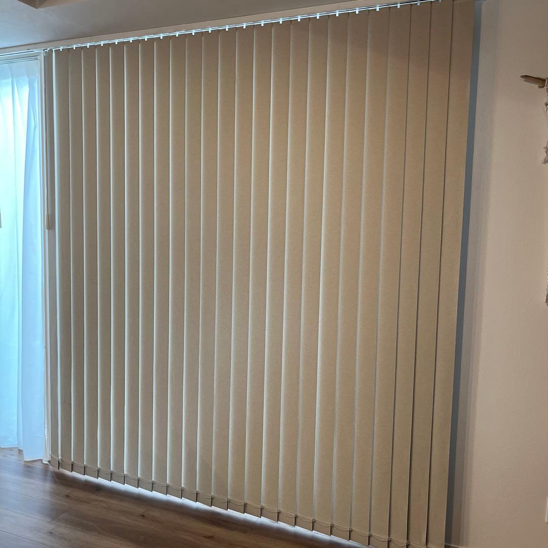 タチカワブラインド　縦型ブラインド　25枚　遮光　ラインドレープ235×220